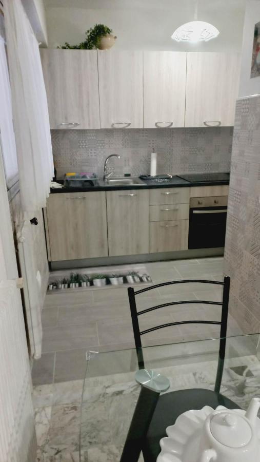 Chez Bianca Les Coquelicots Les Lucioles Apartment Ментона Екстериор снимка