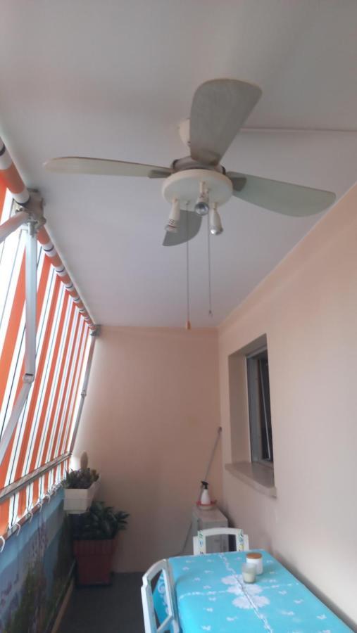 Chez Bianca Les Coquelicots Les Lucioles Apartment Ментона Екстериор снимка