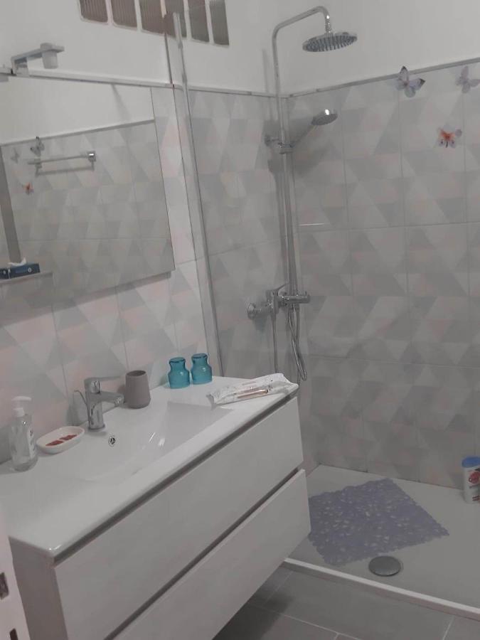 Chez Bianca Les Coquelicots Les Lucioles Apartment Ментона Екстериор снимка